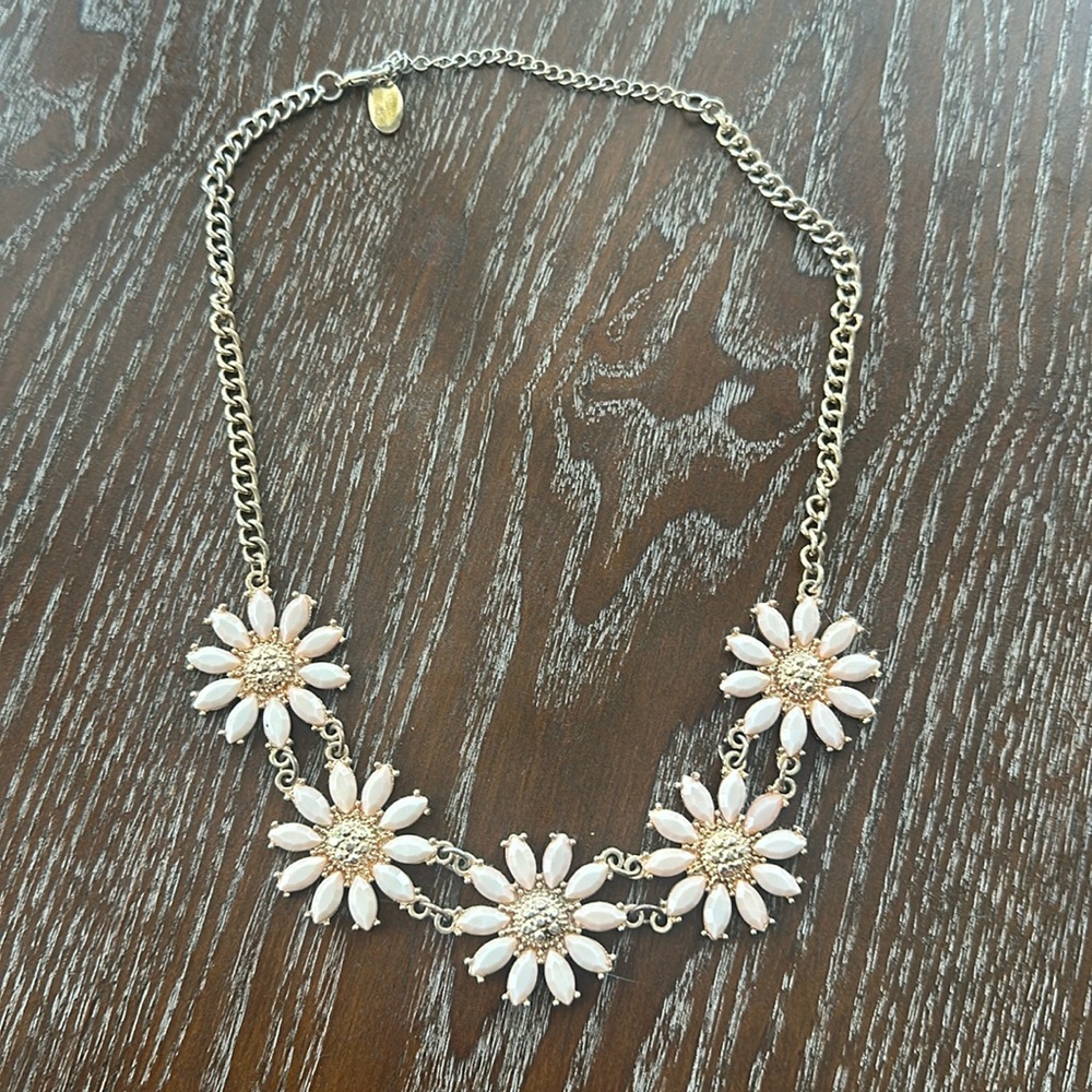 Floral statement necklace